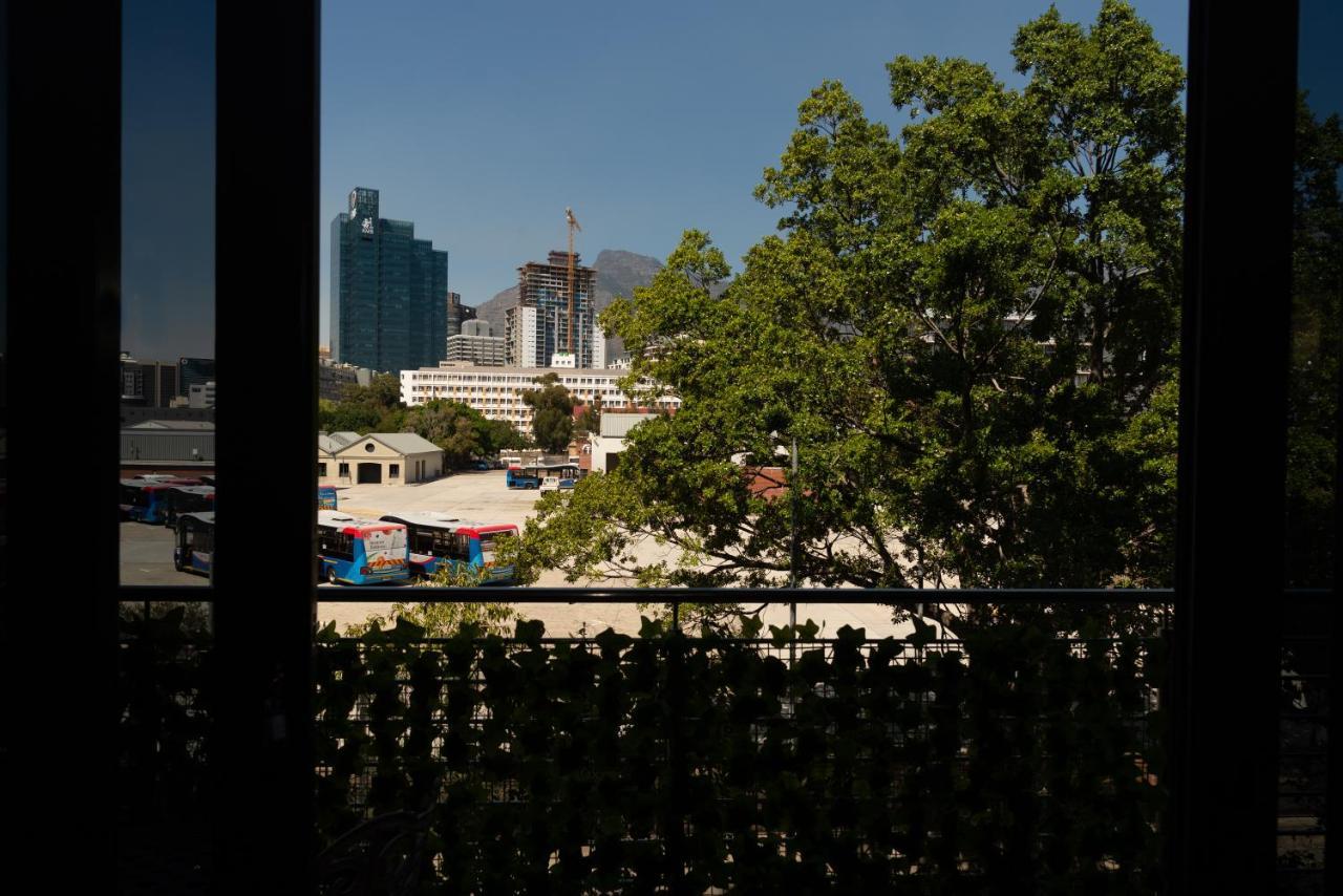 Urban Elephant. The Docklands Apartment Cape Town Exterior photo