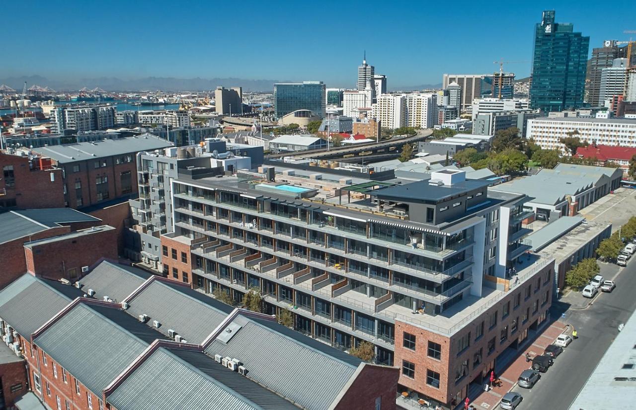 Urban Elephant. The Docklands Apartment Cape Town Exterior photo