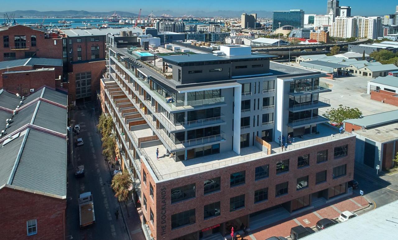 Urban Elephant. The Docklands Apartment Cape Town Exterior photo